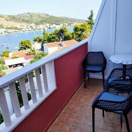 Apartments Mira Rogoznica  Dış mekan fotoğraf